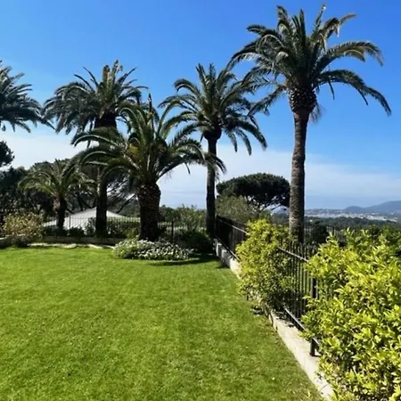 Splendide Avec Piscine Et Jardin Face A La - Fr-1-726-2 Apartment *